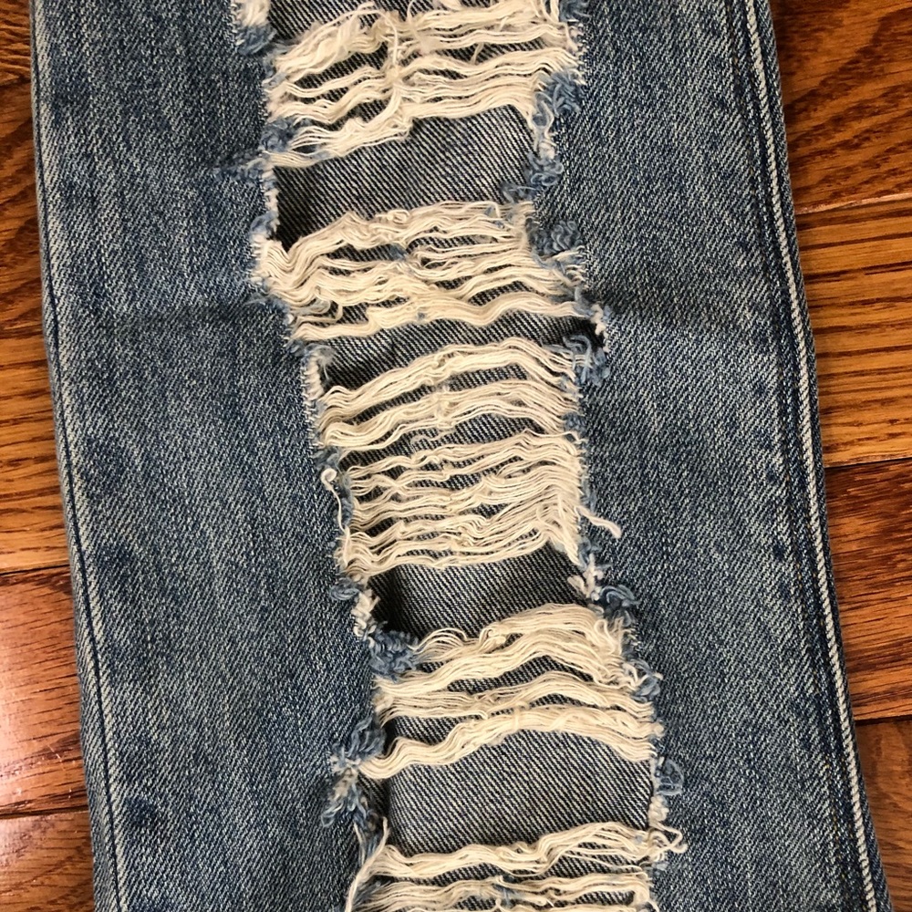 Levi’s Ripped Dad Jeans - Picture 5 of 8
